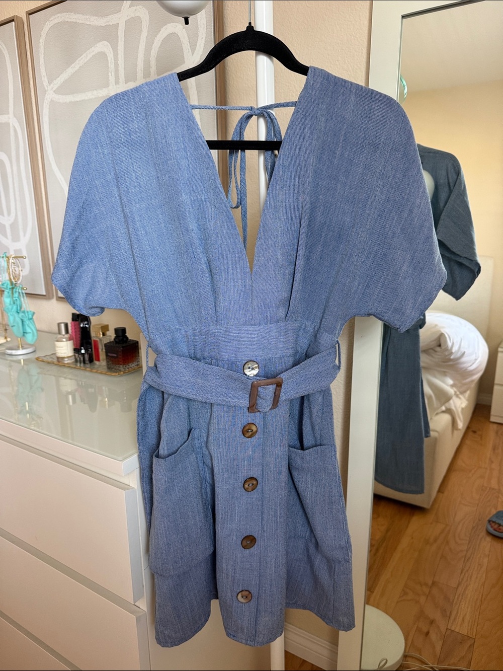 Moon River Light Blue V-Neck Belted Mini Dress with Front Buttons